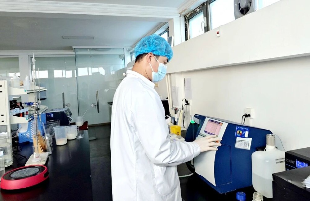 以毫厘之谨，筑鲜奶品质之基