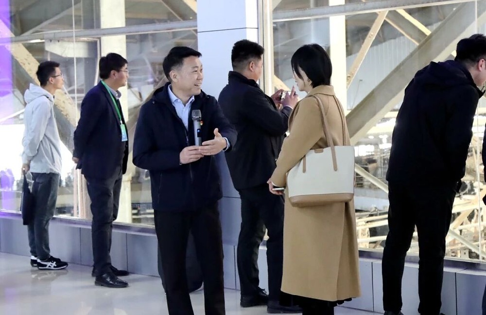 2025年“青年科学家百城行”主题活动走进PA视讯集团